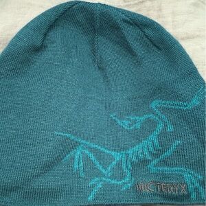 Arcteryx wool blend beanie hat